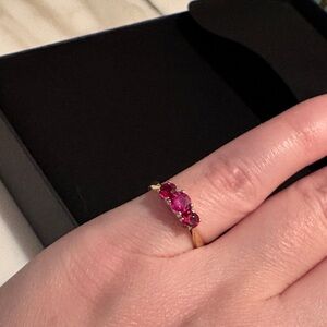 Elegant Gold and Pink Gemstone Ring